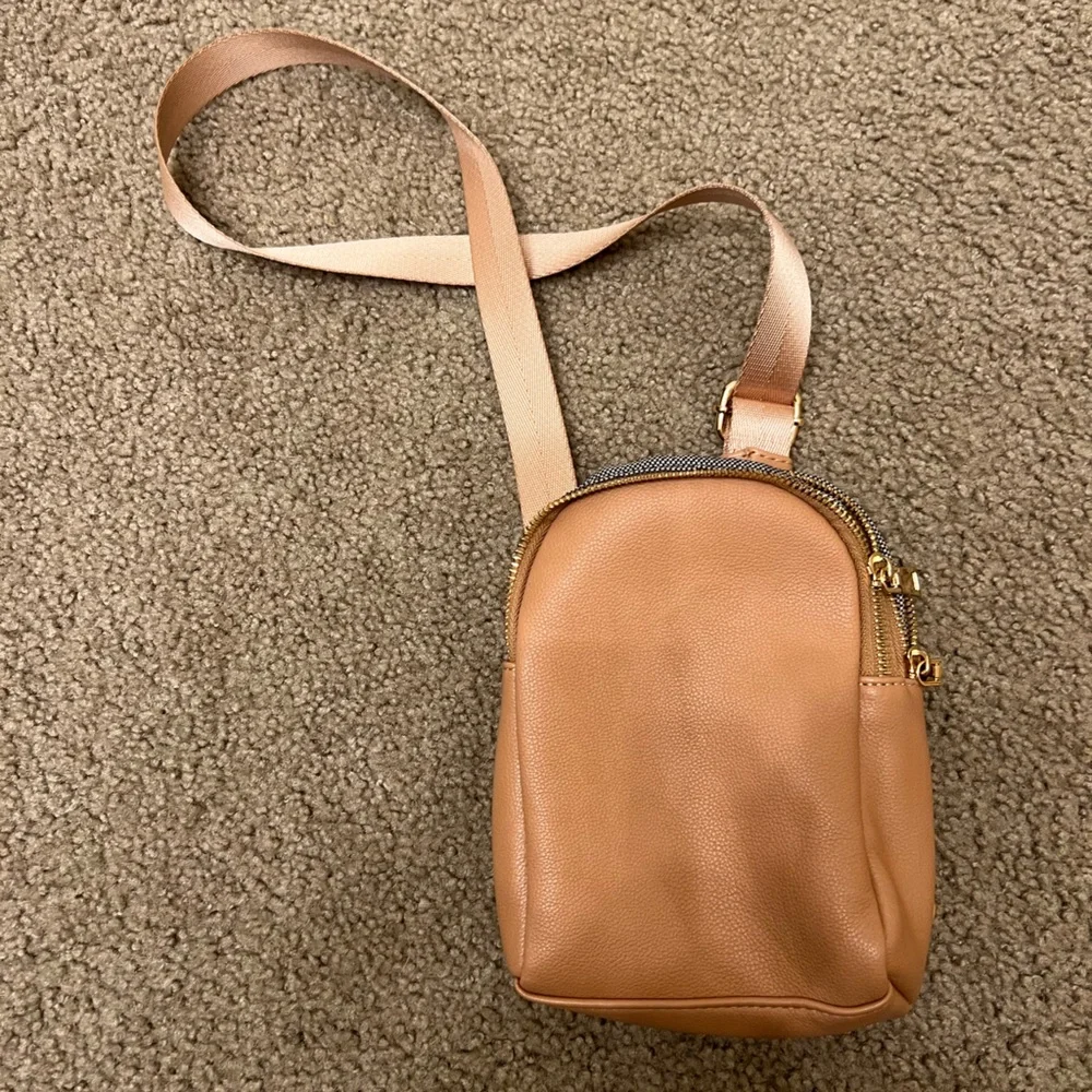 Altard state cross body purse - Picture 1 of 7
